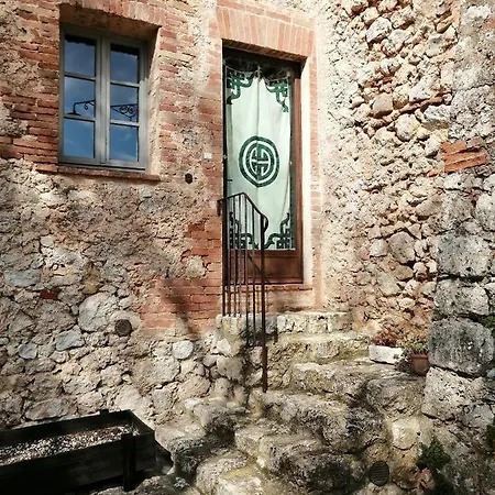 Gli Archi Monteriggioni